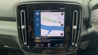 Volvo XC40 1.5 T3 [163] R DESIGN Pro 5dr