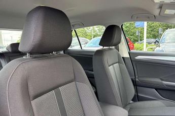 Volkswagen T-Roc 1.5 TSI Life 5dr