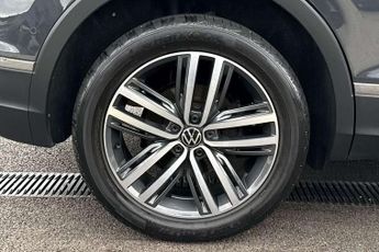 Volkswagen Tiguan 2.0 TSI 4Motion Elegance 5dr DSG