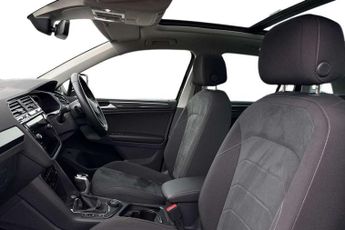 Volkswagen Tiguan 2.0 TSI 4Motion Elegance 5dr DSG