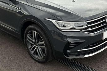 Volkswagen Tiguan 2.0 TSI 4Motion Elegance 5dr DSG