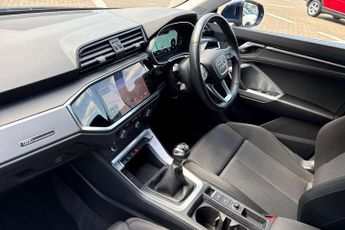 Audi Q3 35 TFSI Sport 5dr