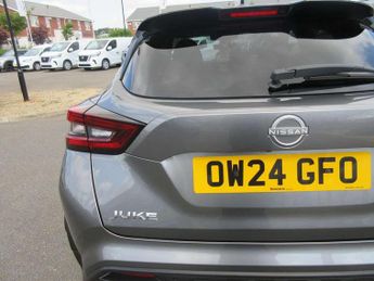 Nissan Juke 1.0 DiG-T N-Connecta 5dr DCT