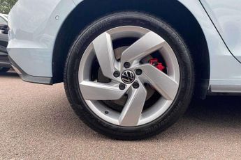 Volkswagen Golf GTE 1.5 TSI 272 GTE eHybrid 5dr DSG