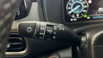Hyundai Kona 1.6 GDi Hybrid Premium 5dr DCT