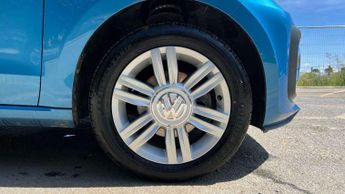 Volkswagen Up 1.0 90PS High Up 5dr