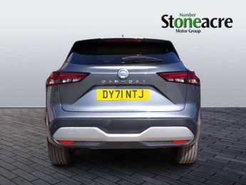 Nissan Qashqai 1.3 DiG-T MH N-Connecta 5dr