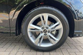 Audi Q3 35 TFSI S Line 5dr S Tronic [Leather]