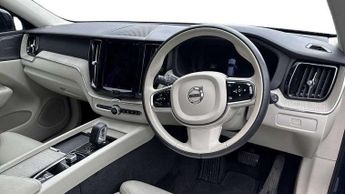 Volvo XC60 2.0 B4P Plus Dark 5dr Geartronic
