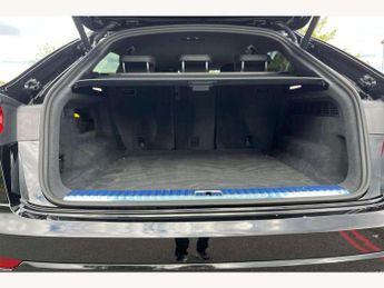 Audi Q8 50 TDI Quattro S Line 5dr Tiptronic [Leather]