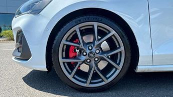 Ford Focus Estate 2.3 EcoBoost ST 5dr Auto