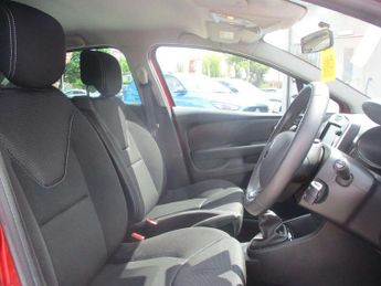 Renault Clio 0.9 TCE 90 Iconic 5dr