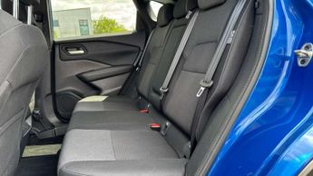 Nissan Qashqai 1.3 DiG-T MH N-Connecta 5dr