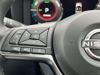 Nissan Juke 1.6 Hybrid Tekna 5dr Auto