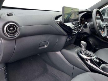 Nissan Juke 1.6 Hybrid Tekna 5dr Auto