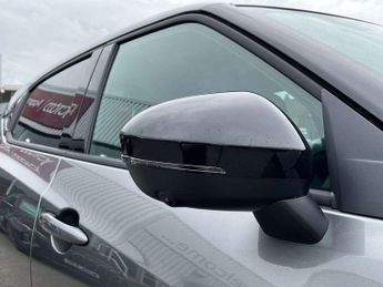 Nissan Juke 1.6 Hybrid Tekna 5dr Auto