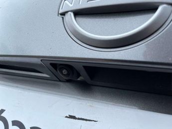 Nissan Juke 1.6 Hybrid Tekna 5dr Auto