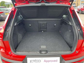 Volvo XC40 Recharge 1.5 T5 Recharge PHEV Inscription Pro 5dr Auto