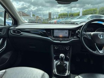 Vauxhall Astra 1.6T 16V 200 Elite Nav 5dr