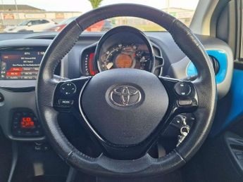 Toyota Aygo 1.0 VVT-i X-Trend 5dr x-shift