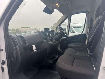 Fiat Ducato 2.2 Multijet Extra H/Roof Van 180 Power [Air Con]