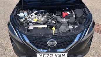 Nissan Qashqai 1.3 DiG-T MH 158 Acenta Premium 5dr Xtronic