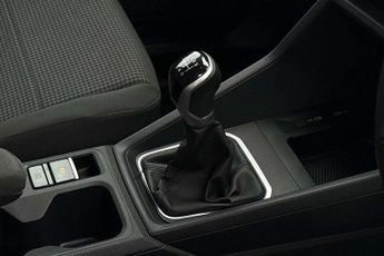Volkswagen Caddy 2.0 TDI 102PS Commerce Plus Van