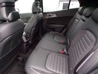 Kia Sportage 1.6T GDi 207 HEV GT-Line S 5dr Auto