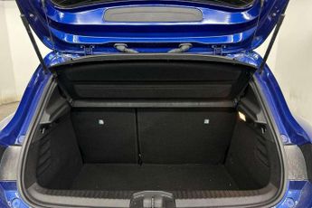 Renault Clio 1.6 E-TECH Hybrid 140 RS Line 5dr Auto