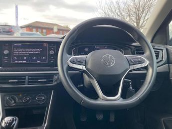 Volkswagen Polo 1.0 TSI Life 5dr