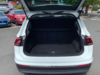 Volkswagen Tiguan 2.0 TDi 150 SEL 5dr