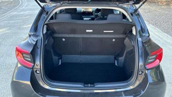 Toyota Yaris 1.5 Hybrid Design 5dr CVT