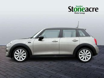 MINI Hatchback 5dr 1.5 Cooper Classic II 5dr