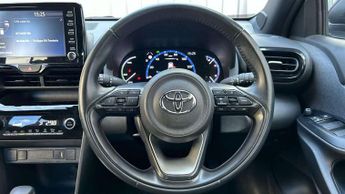 Toyota Yaris Cross 1.5 Hybrid Design 5dr CVT