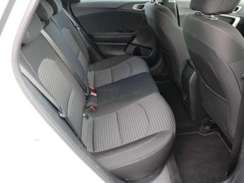 Kia Ceed 1.5T GDi ISG 2 5dr