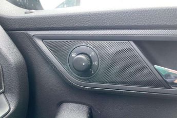 Skoda Fabia Estate 1.0 TSI SE 5dr DSG