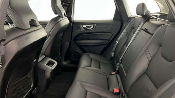 Volvo XC60 2.0 B4D Momentum 5dr AWD Geartronic