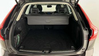 Volvo XC60 2.0 B4D Momentum 5dr AWD Geartronic