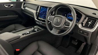 Volvo XC60 2.0 B5P Momentum 5dr Geartronic
