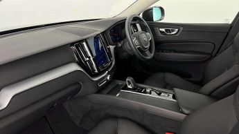 Volvo XC60 2.0 B5P Momentum 5dr Geartronic