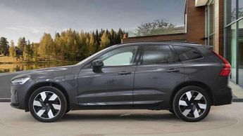 Volvo XC60 2.0 T6 [350] RC PHEV Plus Dark 5dr AWD Geartronic