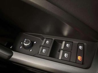 Audi Q3 45 TFSI e S Line 5dr S Tronic
