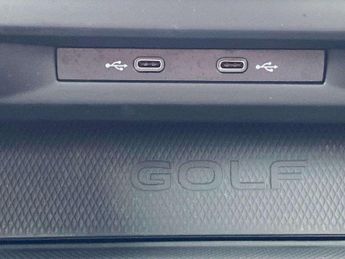 Volkswagen Golf R 2.0 TSI 320 R 4Motion 5dr DSG