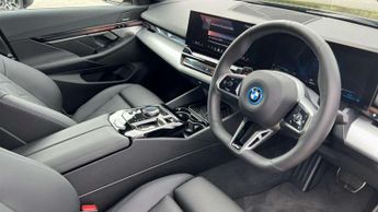 BMW 5 Series 550e xDrive M Sport 4dr Auto