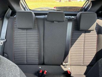 Peugeot 208 1.2 PureTech 100 Active Premium 5dr EAT8
