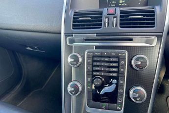 Volvo XC60 D4 [190] R DESIGN Lux Nav 5dr AWD