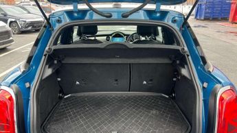 MINI Hatchback 5dr 1.5 Cooper Exclusive 5dr Auto