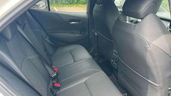 Toyota Corolla 2.0 Hybrid Excel 5dr CVT