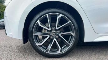 Toyota Corolla 2.0 Hybrid Excel 5dr CVT