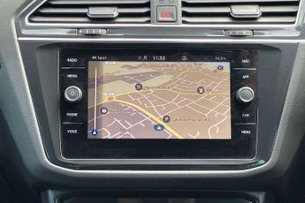 Volkswagen Tiguan 1.5 TSI 150 R-Line 5dr DSG